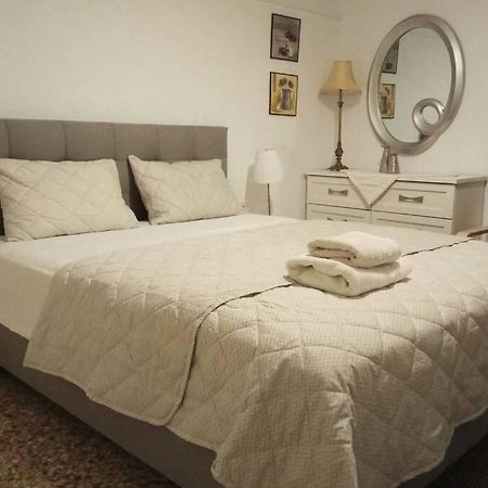 Central Town House 60M2**** Piraeus Luaran gambar