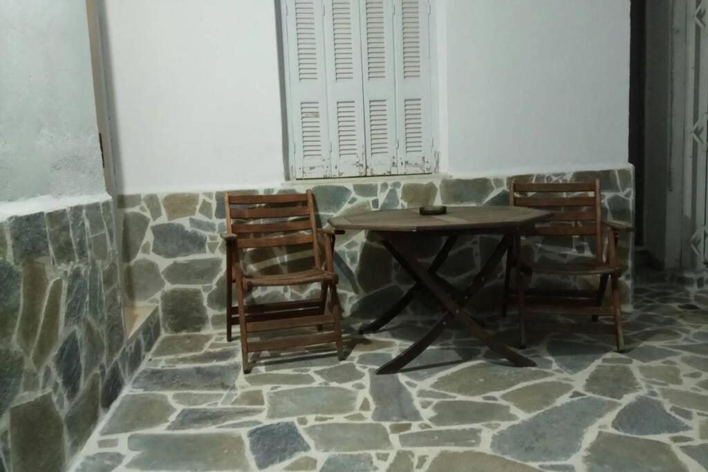 Central Town House 60M2**** Piraeus Luaran gambar